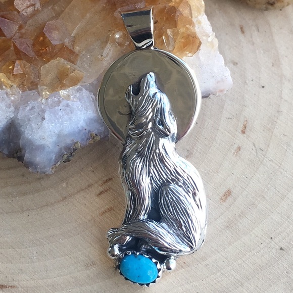 Navajo Native American Silver Wolf Pendant